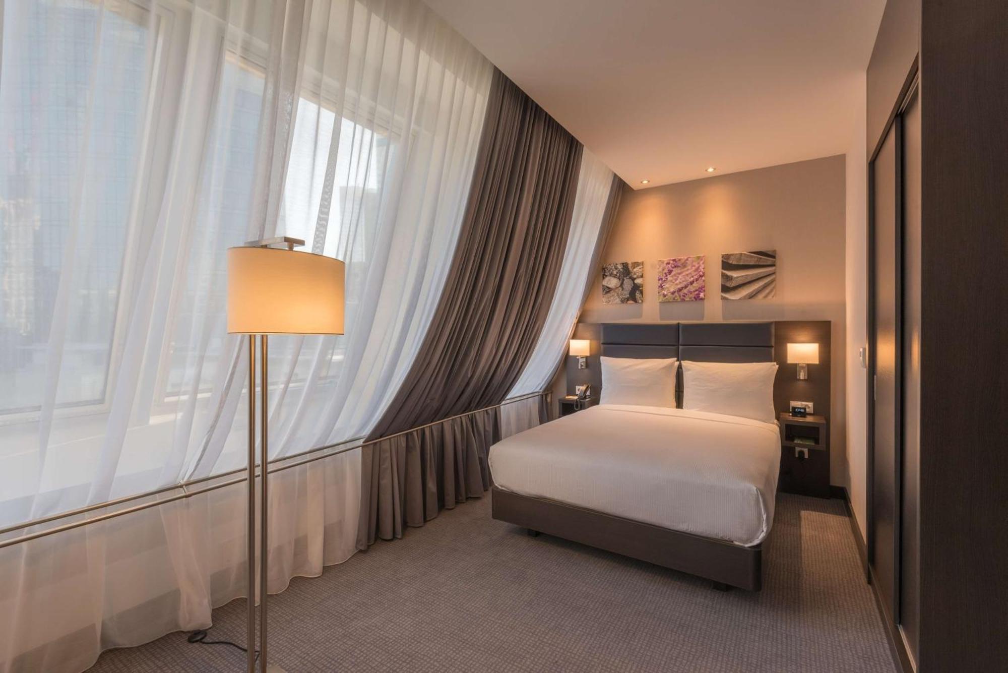 Quarto Queen Superior