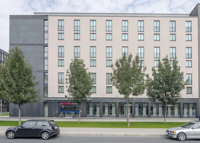 3 star hotels Hampton By Hilton Frankfurt City Centre